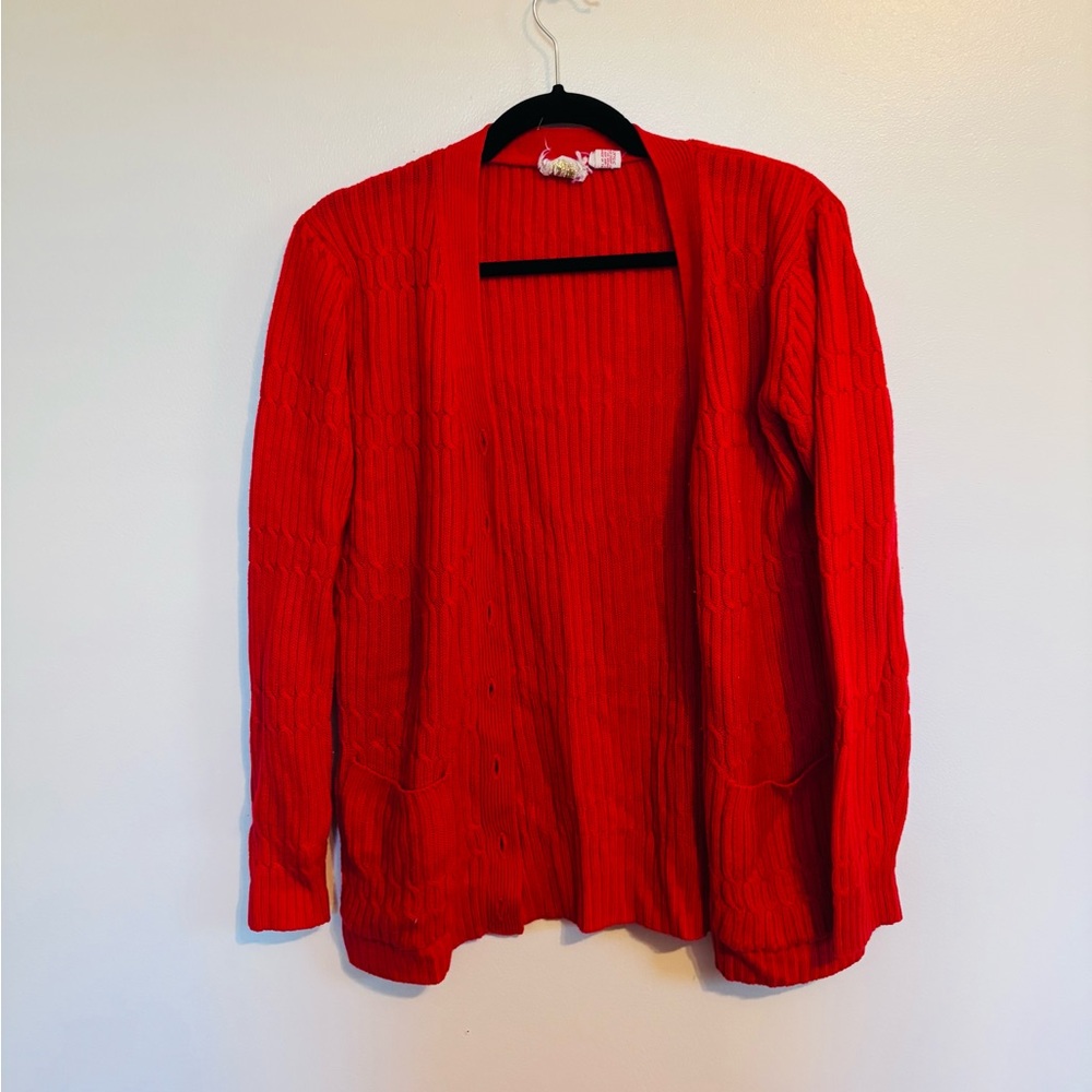 Vintage red cardigan in chunky knit with buttons size medium